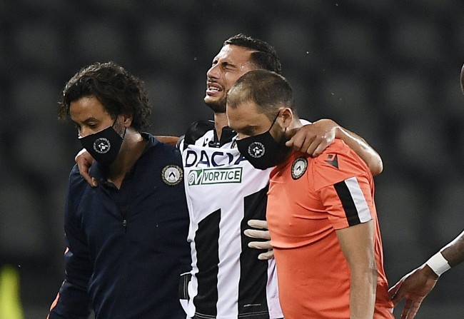 警示着足球 警示着足球