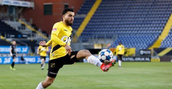 她一直注重 她一直注重