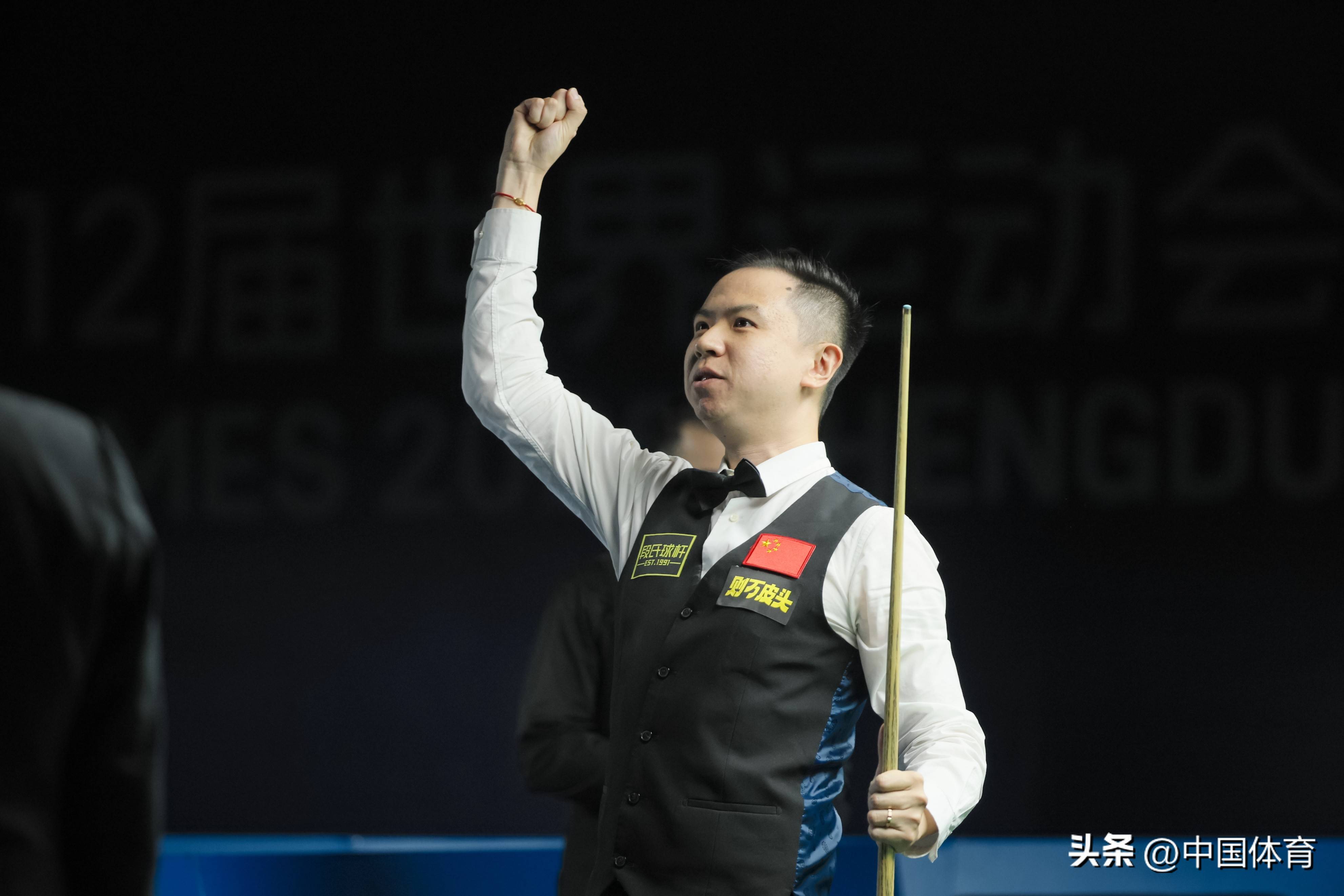 往在艰难时 往在艰难时