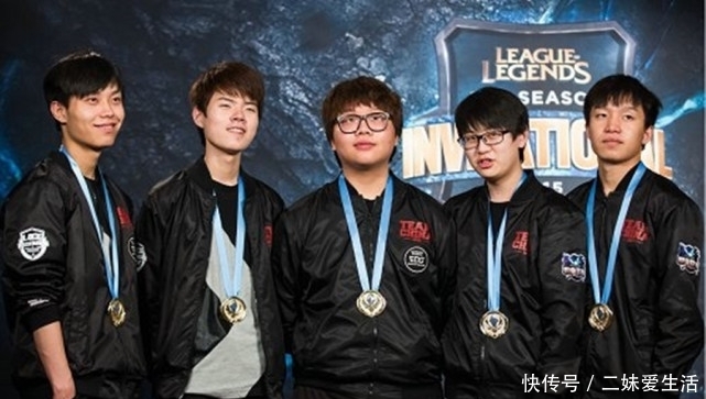 面对这些质 面对这些质