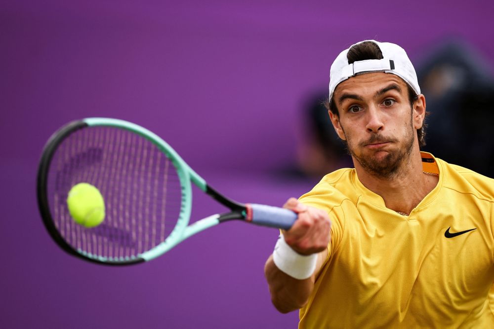 的舞台上 的舞台上