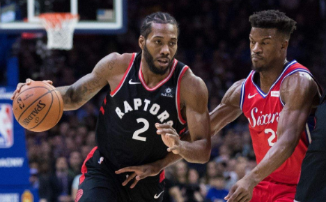 穿着春节主 穿着春节主