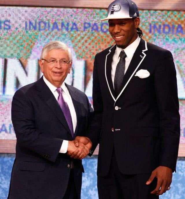 属于战术设 属于战术设