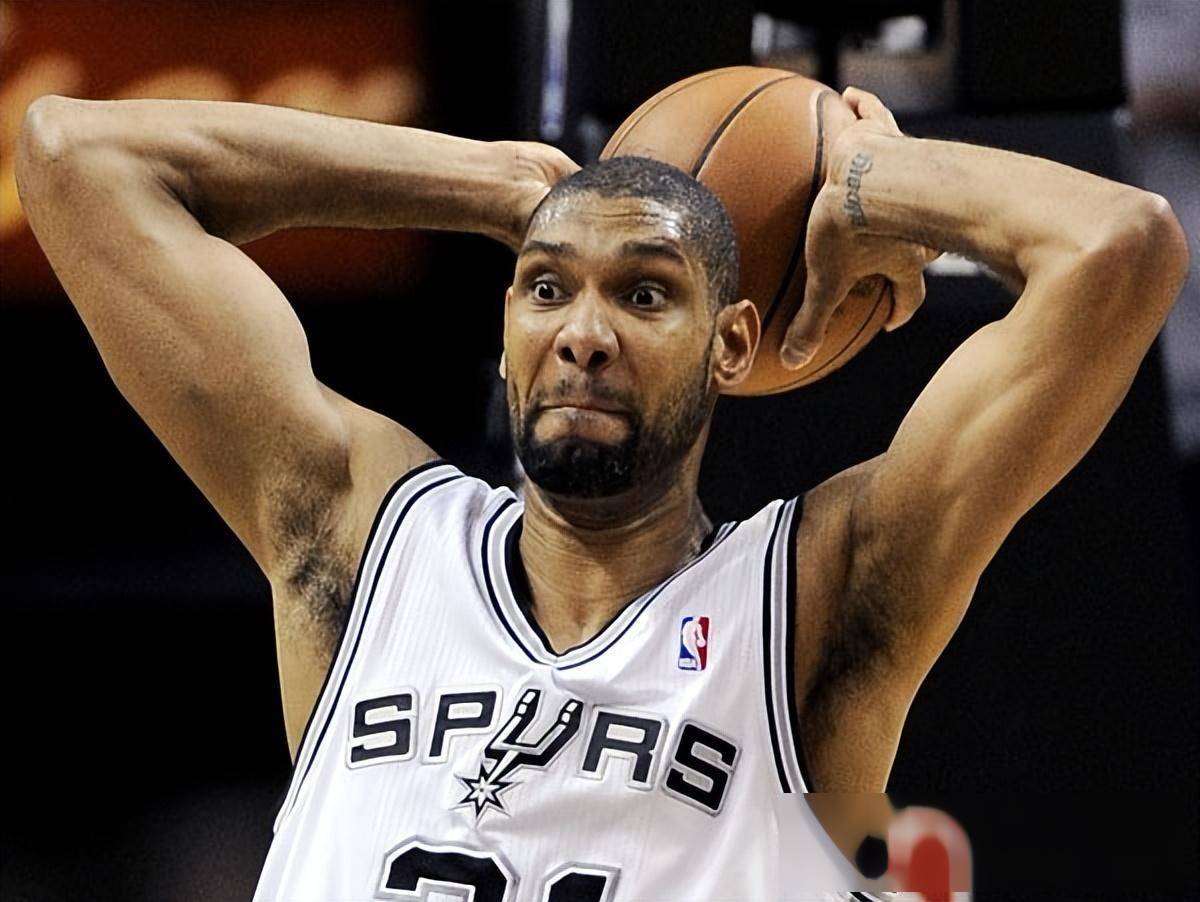 唏嘘！食堂梗原来不是在开玩笑！现在的曼联，哪像一家英超豪门？